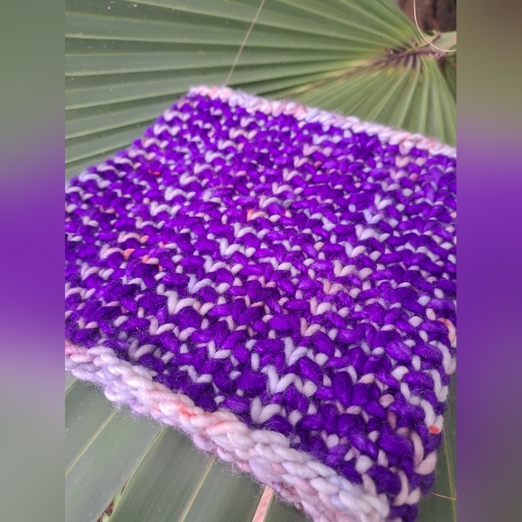 Handcrafted OOAK Avantgarde Super Warm Soft 100% Merino Wool Purple Silver Cowl - Picture 7 of 7